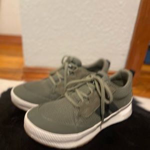 Women’s sorel shoes